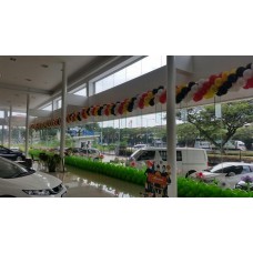 Balloon Garland for Indoor Sales Gallery Decoration